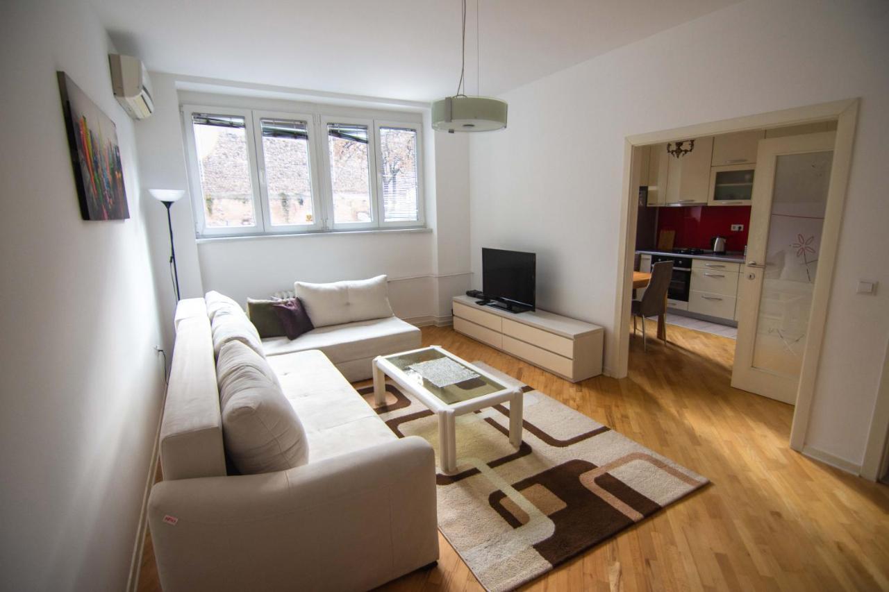 Apartma Beautiful Centre Apartment!